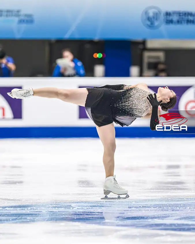 Ice Gallery Skates U.S.